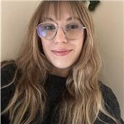Si necesitas reforzar conocimientos o ayuda para estudiar en inglés, lengua y literatura, latín, historia, etc. ¡Estás de suerte, vamos juntxs a por el 10!